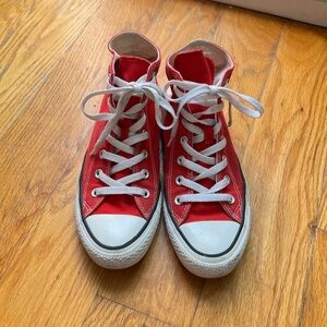 Used CONVERSE UNISEX CHUCK TAYLOR ALL STAR HI TOP SNEAKER